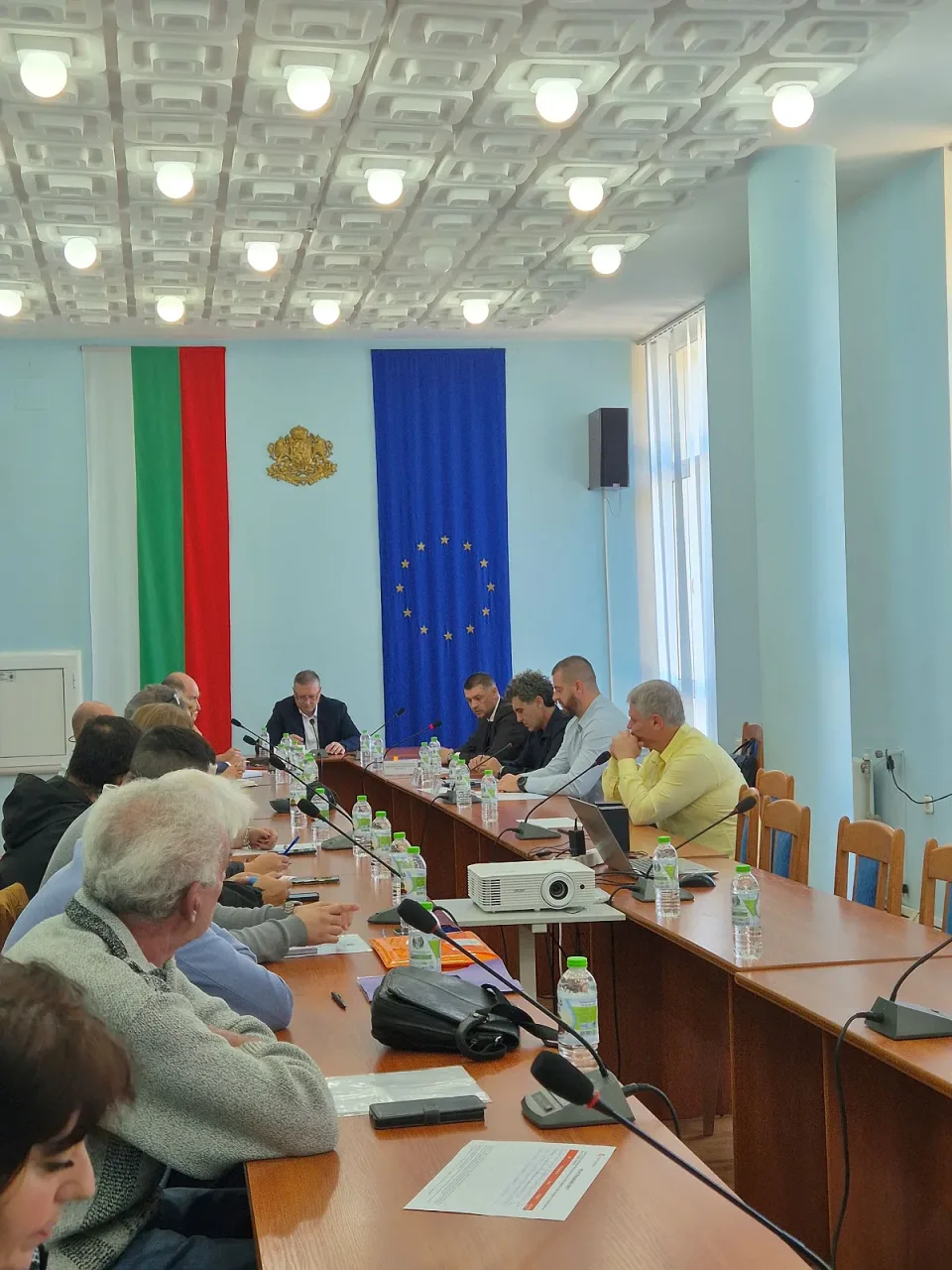 2.Electrohold_meeting_regional_governor_Montana