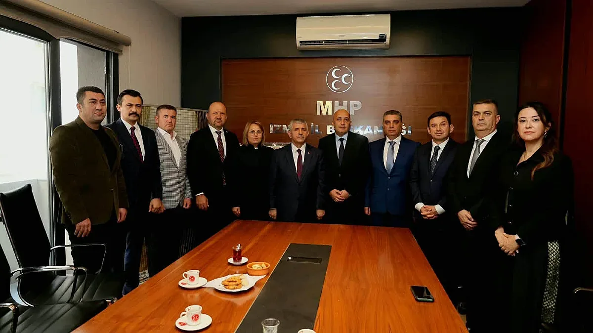 Делегация на ДПС проведе среща с ръководството на MHP в Измир