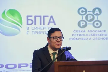Пулев очерта новата енергийна стратегия: Повече инвестиции, свързаност и частен капитал
