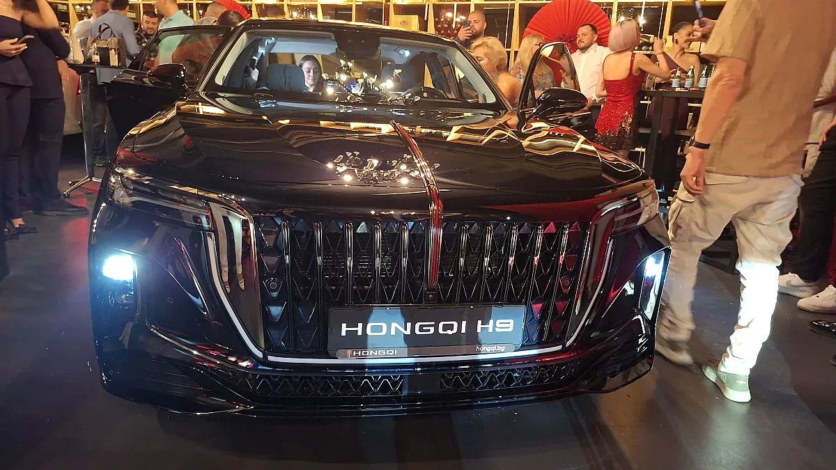 Холивудски звезди на премиерата на Hongqi у нас