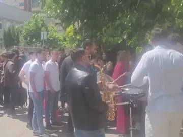 Страшна селяния насред столицата! Пред най-елитното училище