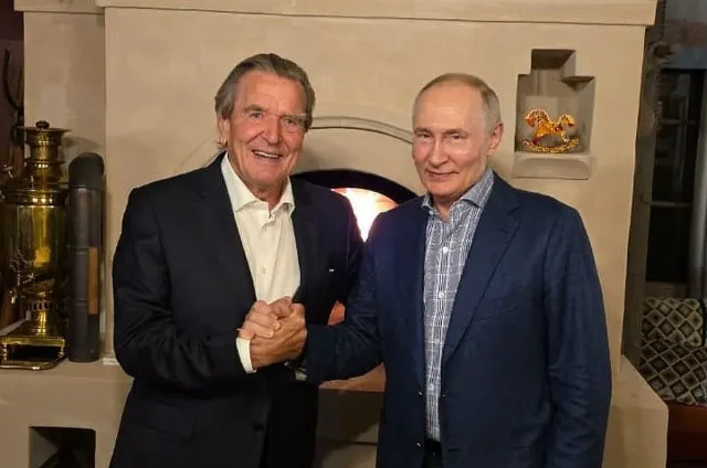 Скандал в Германия! Шрьодер празнува с Путин