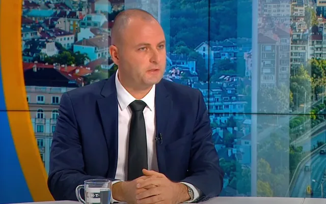 „Лукойл“ вдигна оборотите! България има дизел в излишък