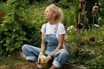 Памела Андерсън заряза Холивуд и създаде рай! Днес градината ѝ храни нуждаещи се