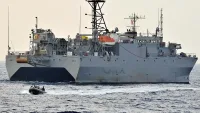 Първи кадри от атакувания кораб. Военните пуснаха ВИДЕО