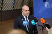 Радев влиза в голямата битка за европейските милиарди! Решаващи дни в ЕС