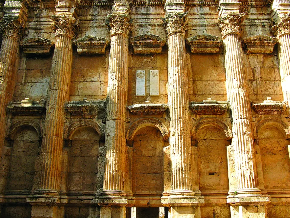 hram-baalbek-02
