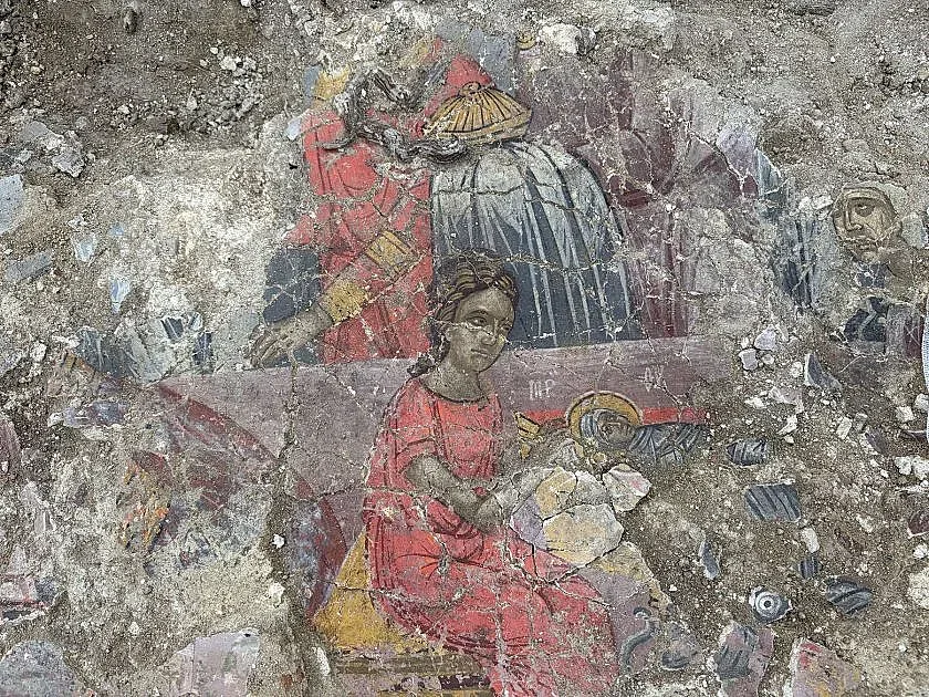 стената в Мелник