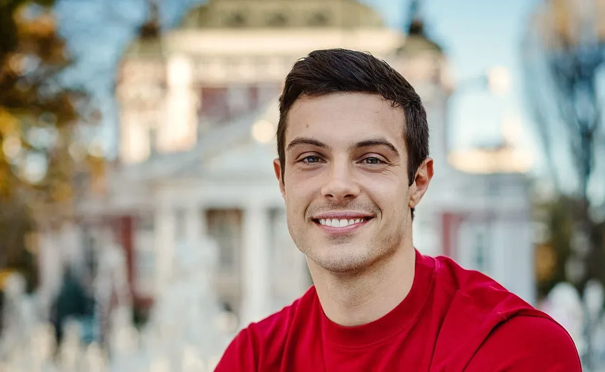 Филип Буков отправи дива оферта! Пусна тарифата си като жиголо