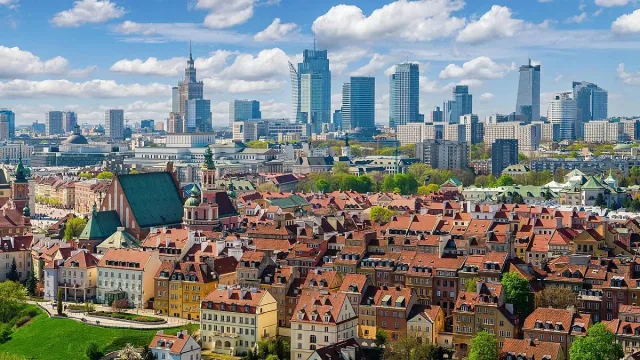 Варшава изпревари Лондон и Ню Йорк! 5 града, които светът тепърва ще открива