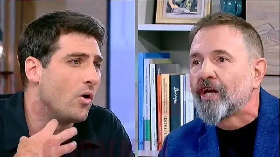 Безпрецедентен скандал в бТВ: Коментатор напуска след разговор за секти и целувки с момчета