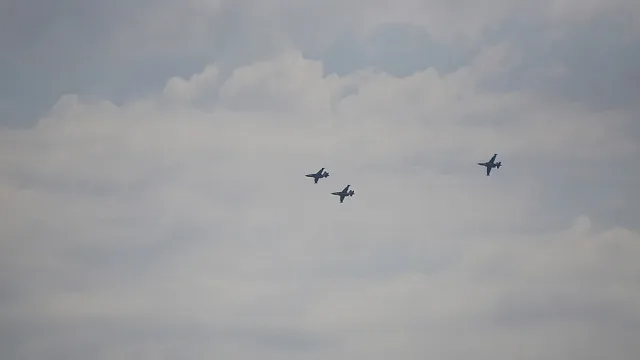 Засилен патрул над Черно море. Важно за полетите