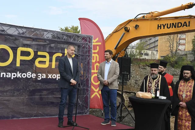 Кметът Живко Тодоров присъства на първата копка на XOPark Stara Zagora и пожела успех на инвестицията