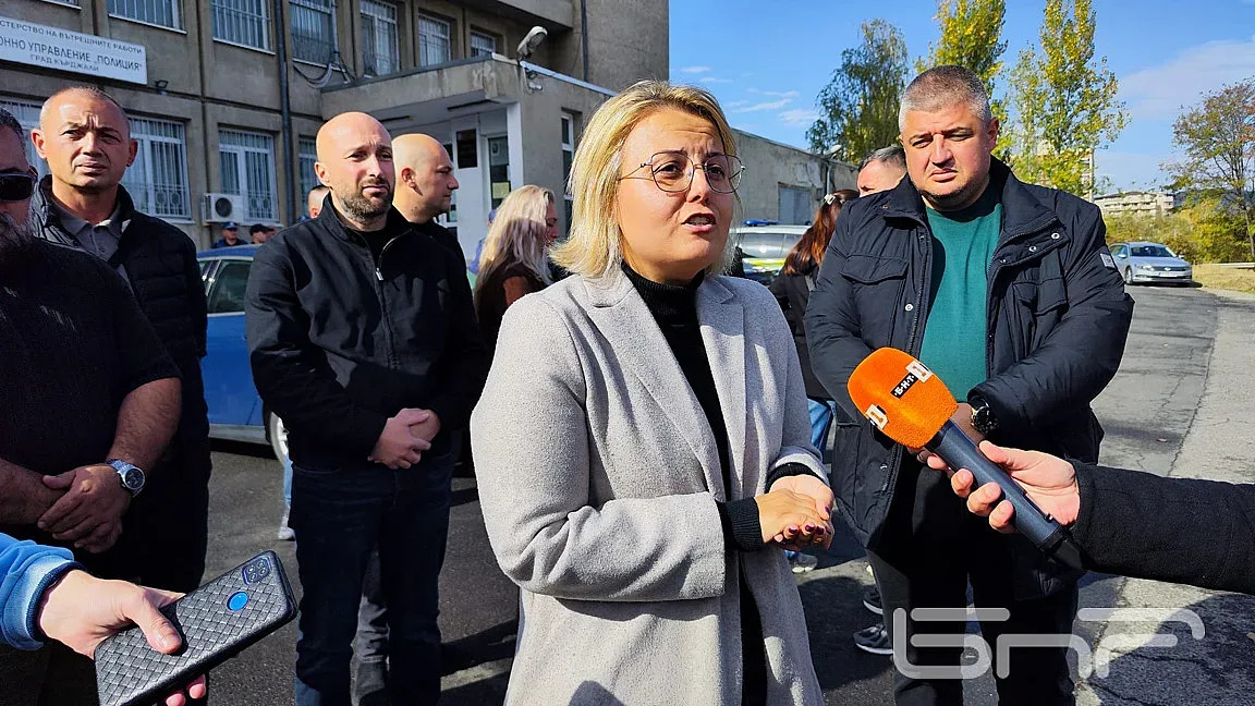 Айтен Сабри: Саморазправата на управляващите с кметове продължава