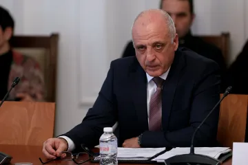 Ген. Тонев проговори. Напуска ли системата
