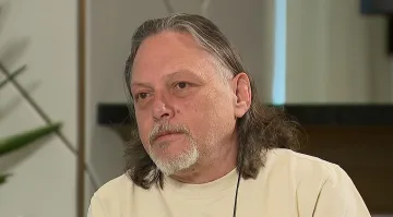 Нидал Алгафари се изповяда, трогна с признание за жена си