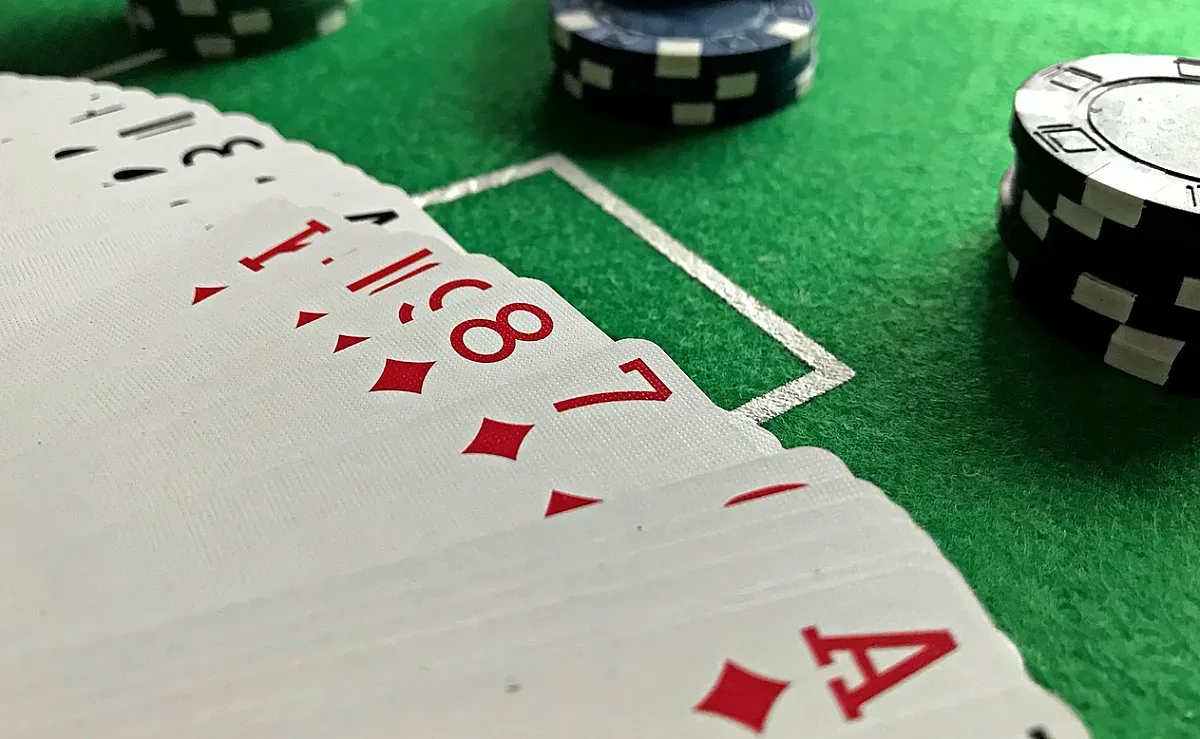 Бонус безплатни завъртания: Кой отговаря на условията за този бонус и къде да го намерим