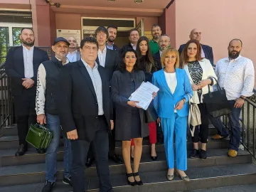 В окото на бурята! Ваня Григорова влезе в най-голямата битка