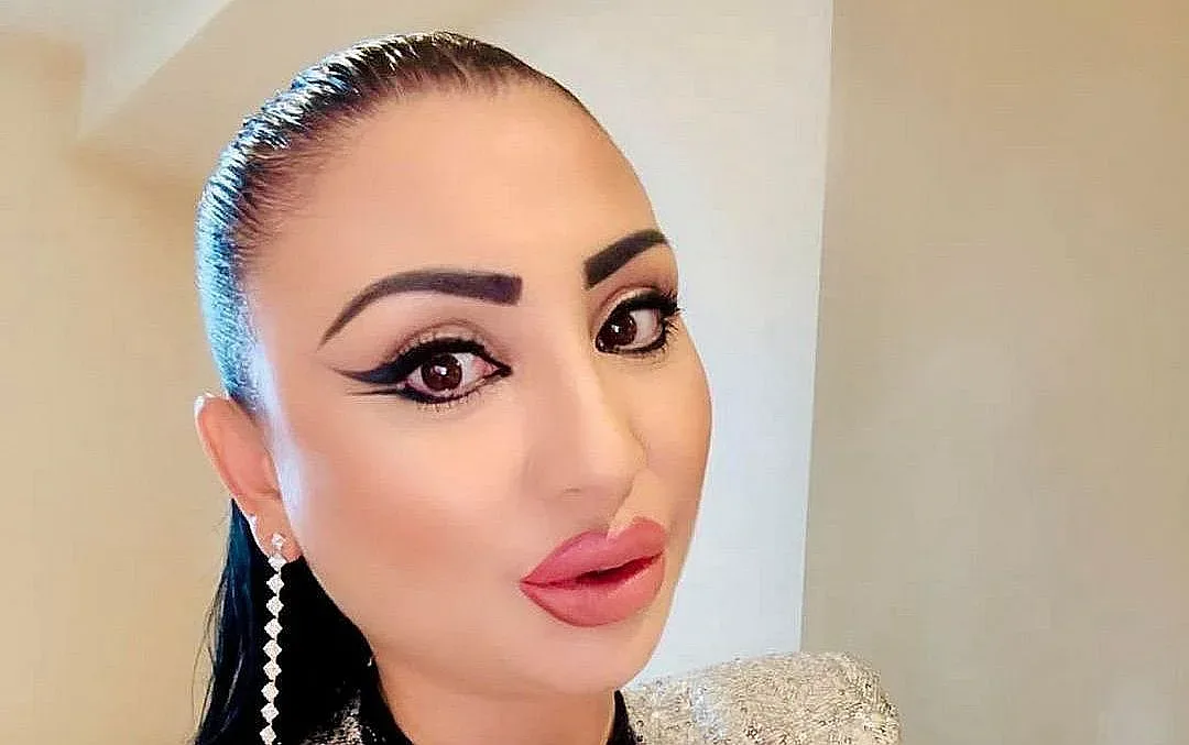 Ето как Софи Маринова се превръща в оперна звезда (УНИКАЛНА СНИМКА)