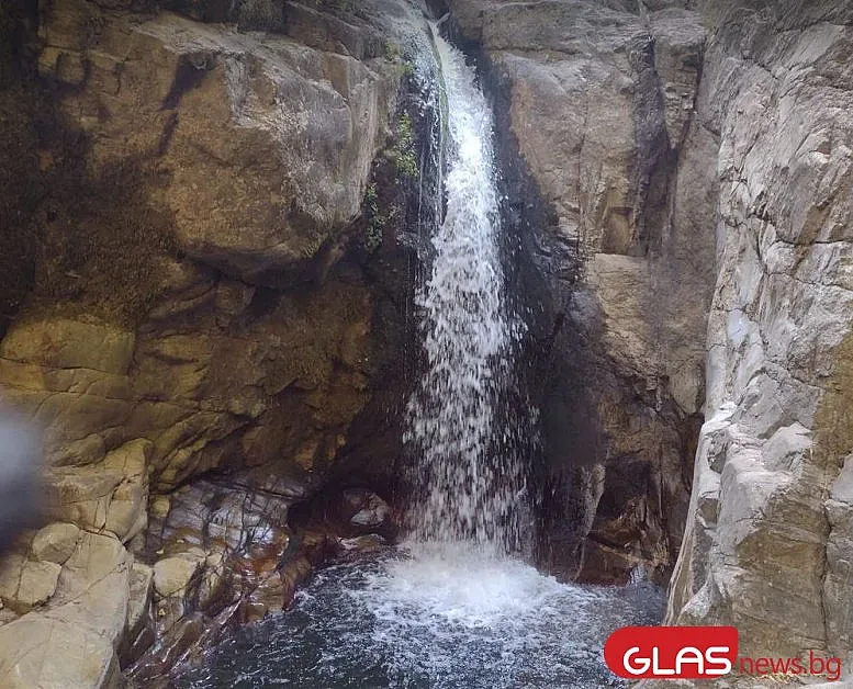 Вълшебни водопади в Родопите смаяха туристите