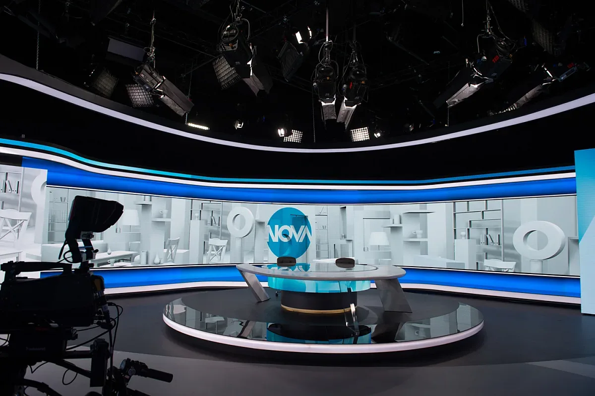 Нова отмъкна любим кадър на бТВ. Война в ефира