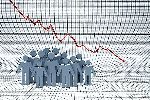 Контрера: Посрещаме 1 май без трудещи се, с отрицателен прираст и изчезваща България