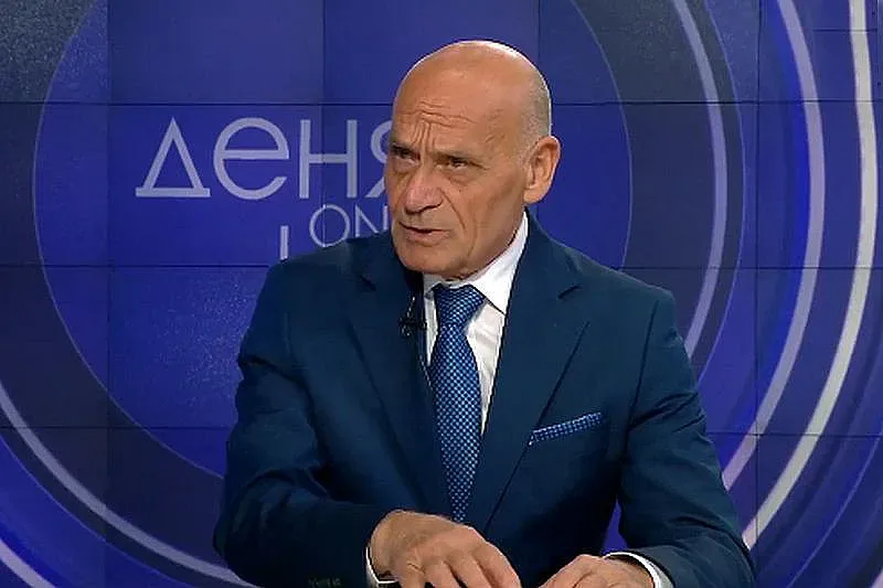 Топ адвокат посочи каква присъда заплашва Лена Бориславова