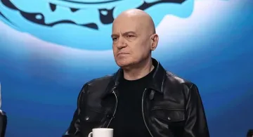Скандално! Слави загуби дело срещу бивш свой депутат