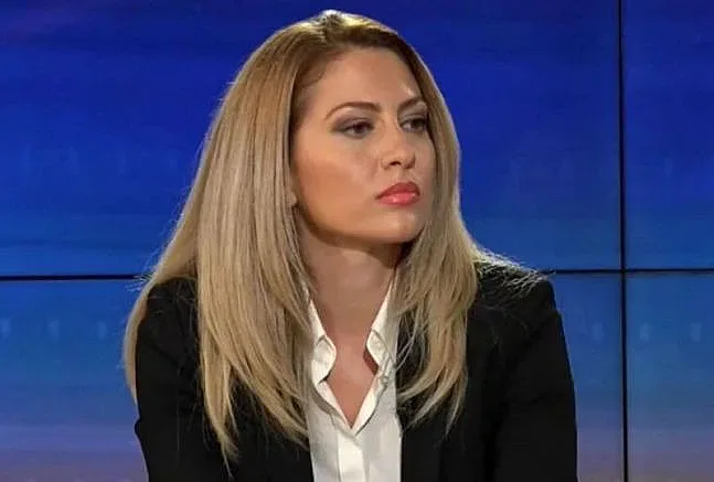 Рая Назарян притисна в ъгъла Асен Василев. Неудобният въпрос