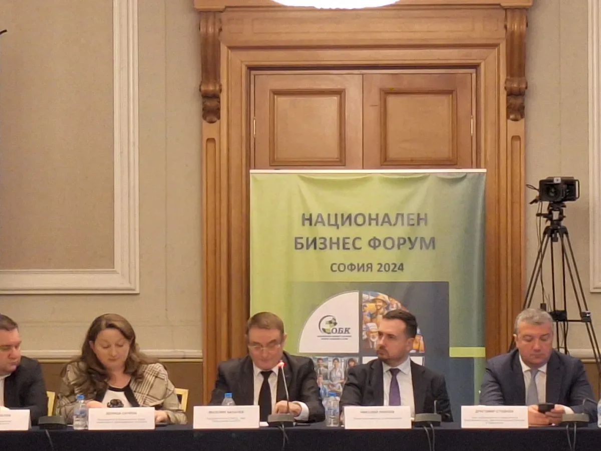 Бизнесът търси 200 000 работници, фалира ако държавата не се намеси спешно