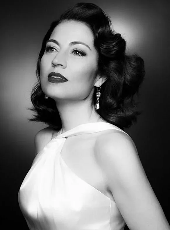 Деси Стоянова изчезна от БТВ! Пусна странна снимка