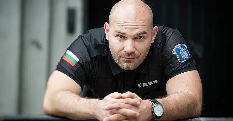 Актьор от "Клетката" и "Есента на демона" поставя порно