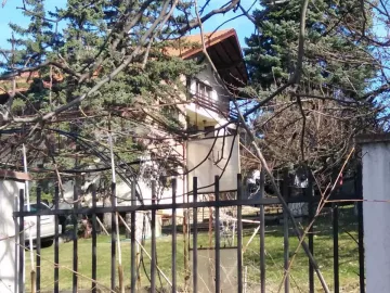 Бой за вилата на Георги Калоянчев! Реакцията