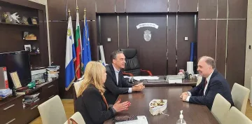 Министърът на културата с важна среща в Бургас