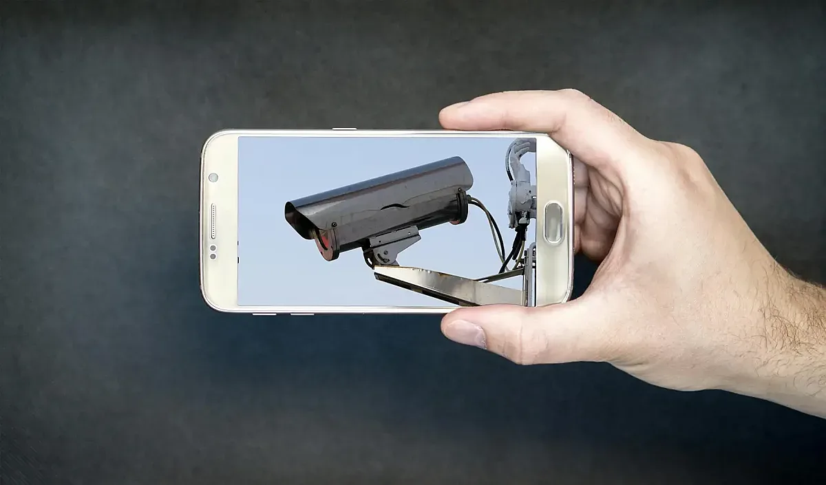 Старият ви смартфон лесно се превръща в камера за видеонаблюдение