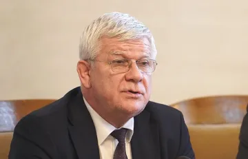 Хвърчи главата на втори министър! Сменя го ключов директор
