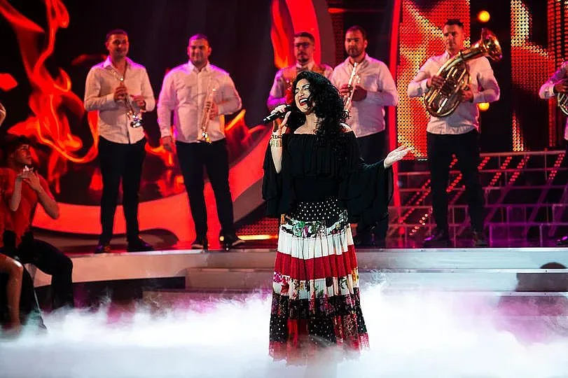 Бременната Християна Лоизу вдигна "Капките" на крака