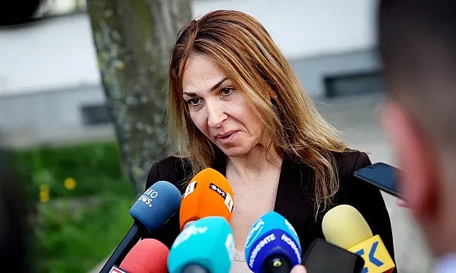 Шефката на митниците с отчаян ход