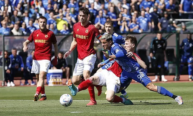 Вечното дерби! Гол след вратарски гаф