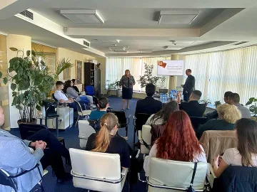 Младежи с клипове за непознатото богатство на България