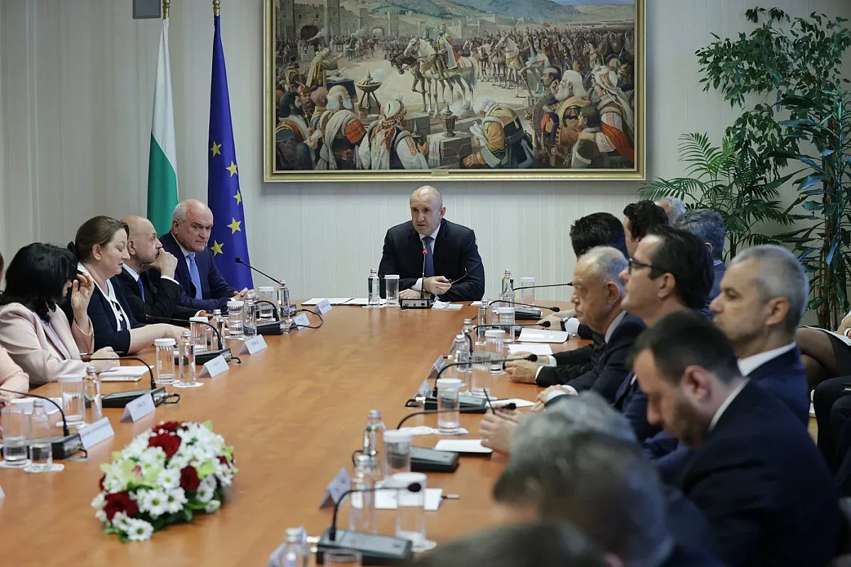 Служебният кабинет: Нещо старо, нещо ново и куп изненади (ОБЗОР)