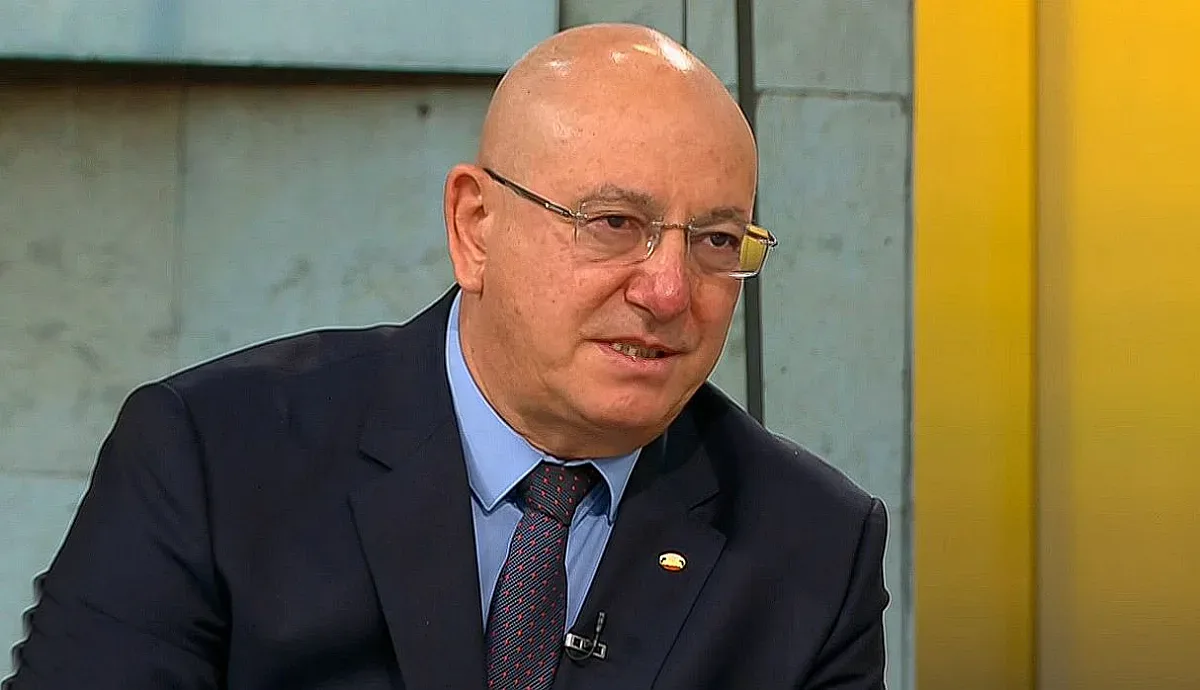 Ревизоро видя атака по Главчев чрез акцията в митниците