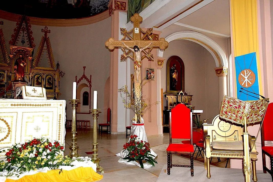 Католиците у нас посрещнаха Великден, папа Франциск със съдбовни думи