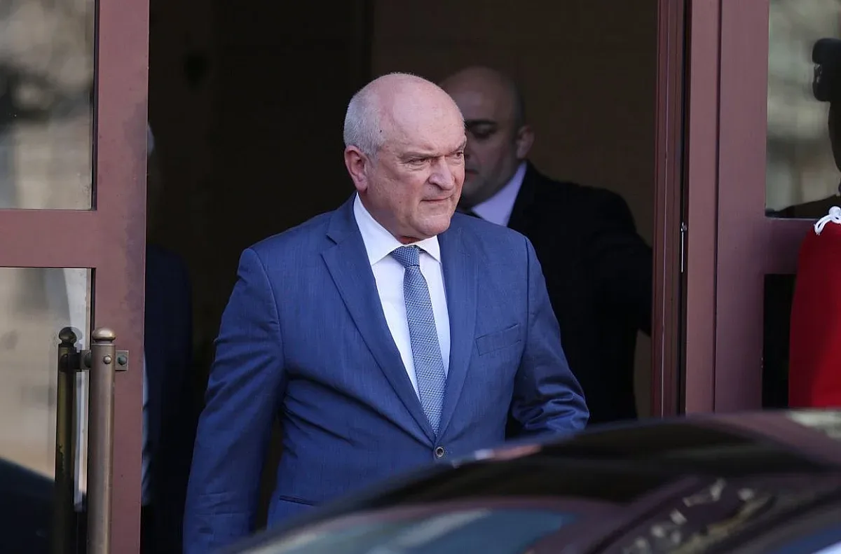 Радев приема кандидата за служебен премиер Димитър Главчев