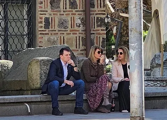 Десислава Радева изненада всички. Наблюдава кастинга за премиер