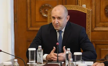 Радев взе шокиращо решение! Ето на кого връчва третия мандат
