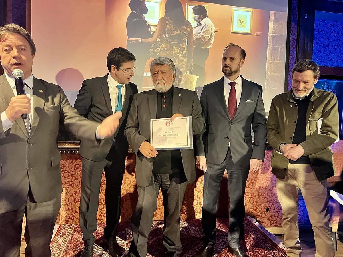 Фурор на изложбата на Вежди Рашидов и Захари Каменов в Барселона