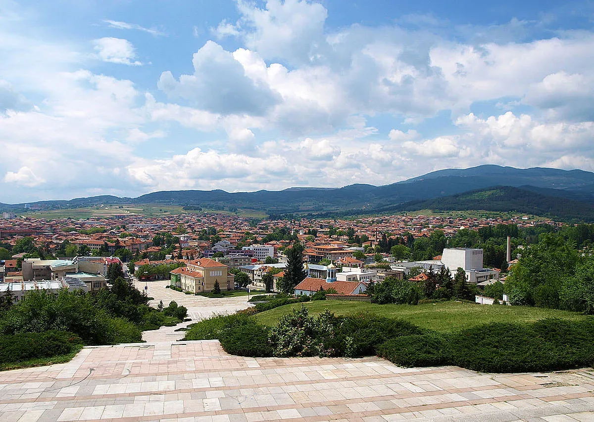 Решено! БДЖ продава сграда в Панагюрище