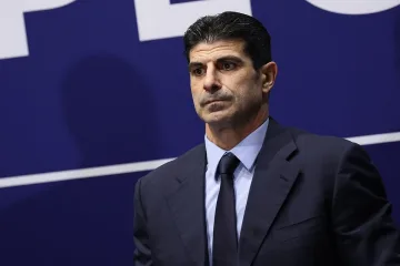 Босовете на ФИФА и УЕФА поздравиха Гонзо