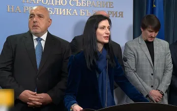 Мария Габриел очаква извинение от лидерите на ПП-ДБ